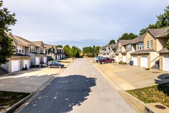 1101-1281 N Mart-way Dr in Olathe, KS - Building Photo - Building Photo