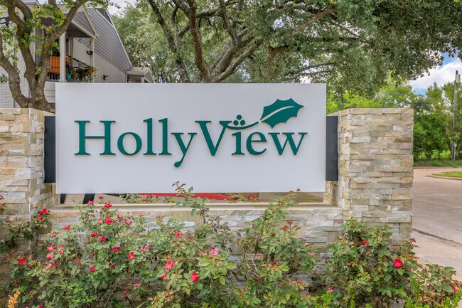 HollyView Apartments photo'