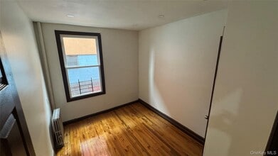 686 E 98th St in Brooklyn, NY - Building Photo - Building Photo