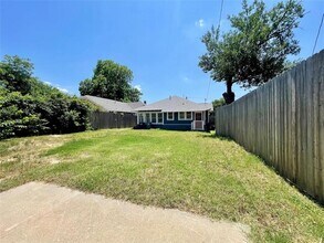 714 N Beacon St in Dallas, TX - Building Photo - Building Photo