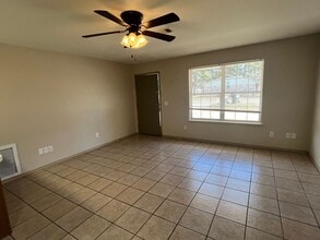 1102 S Ithaca Ave in Russellville, AR - Building Photo - Building Photo