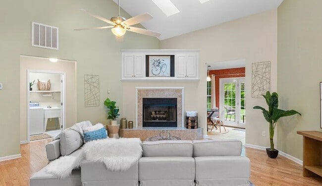 57 Stonebridge Dr in Asheville, NC - Building Photo - Building Photo