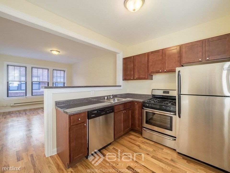 4411 N Wolcott Ave-Unit -Apt 3B in Chicago, IL - Building Photo