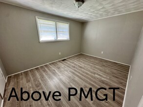 396 Sequoia Dr in Spartanburg, SC - Building Photo - Building Photo