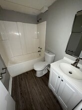 2082 Fairmont Ct in Lexington, KY - Building Photo - Building Photo