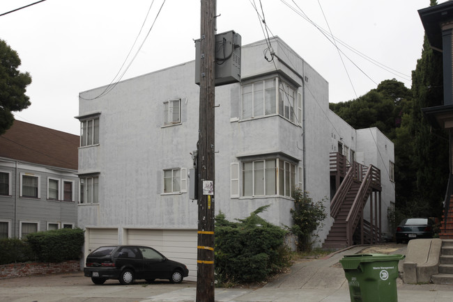 127 Athol Ave in Oakland, CA - Foto de edificio - Building Photo