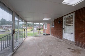 719 Cumberland Rd in Pittsburgh, PA - Building Photo - Building Photo