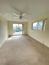 2753 NE 28th St, Unit 9E in Lighthouse Point, FL - Building Photo - Building Photo