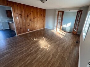 2413 Eastline Dr in Joliet, IL - Building Photo - Building Photo