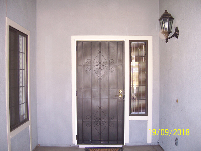 1450 Potomac Cir in San Jacinto, CA - Building Photo - Building Photo