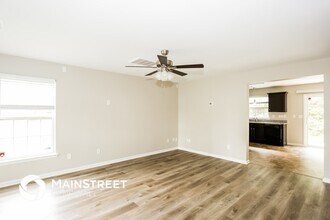 5708 Shining Oak Ln in Charlotte, NC - Building Photo - Building Photo