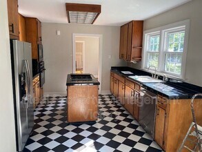 101 Crest Dr in Birmingham, AL - Building Photo - Building Photo