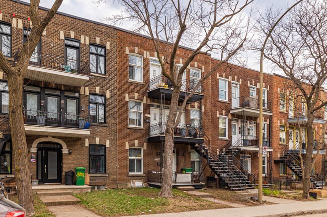 5793-5799 De Lorimier Av in Montréal, QC - Building Photo - Primary Photo
