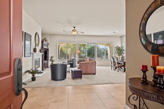80097 Avenida Olivia in Indio, CA - Foto de edificio - Building Photo