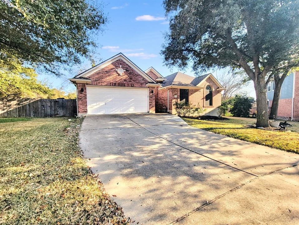 1158 Dalea Bluff in Round Rock, TX - Building Photo