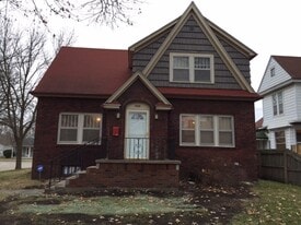 3200 E 7th St in Des Moines, IA - Building Photo