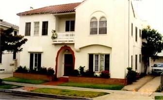 5949-5955 Northside Dr in Los Angeles, CA - Building Photo