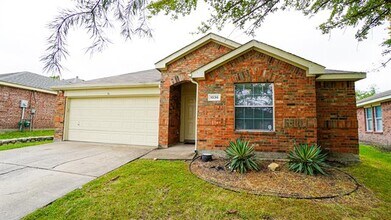 1036 Hampton Dr in Forney, TX - Building Photo - Building Photo