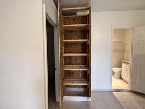 101 Mallard Ct in Royal Palm Beach, FL - Building Photo - Building Photo