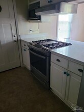 4 NW Gilliland Rd in Pensacola, FL - Foto de edificio - Building Photo