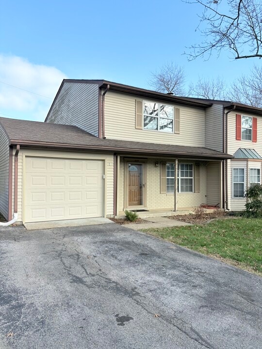 2820 N Mill Pl in Bowling Green, KY - Building Photo