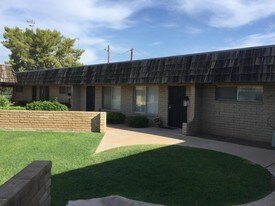 330 N Comanche Dr Apartments