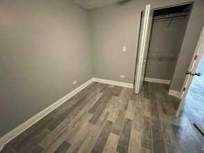 1611 S Trumbull Ave, Unit Garden Unit in Chicago, IL - Building Photo - Building Photo