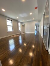 344 Saratoga St, Unit 2 in Boston, MA - Foto de edificio - Building Photo