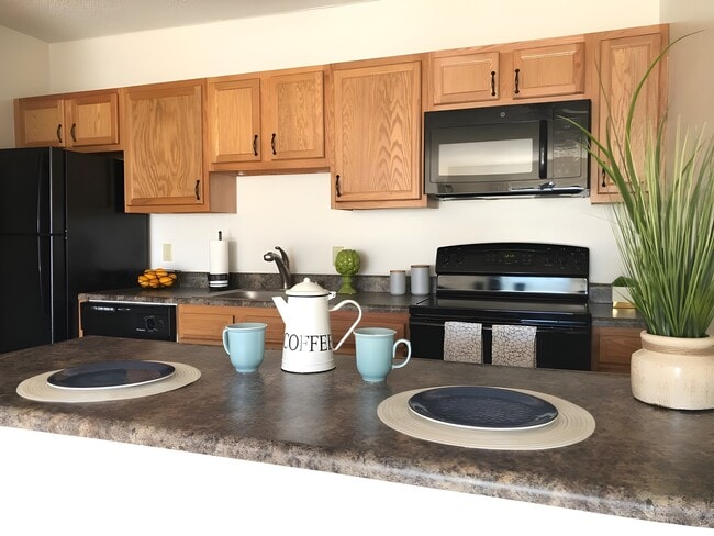 Brunswick Apartments in Troy, NY - Foto de edificio - Building Photo