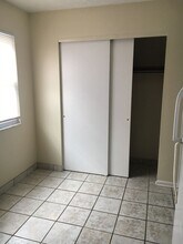 2637 Adams Ave in Columbus, OH - Building Photo - Building Photo