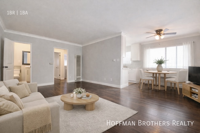 5716 La Mirada Ave, Unit 3 in Los Angeles, CA - Building Photo - Building Photo