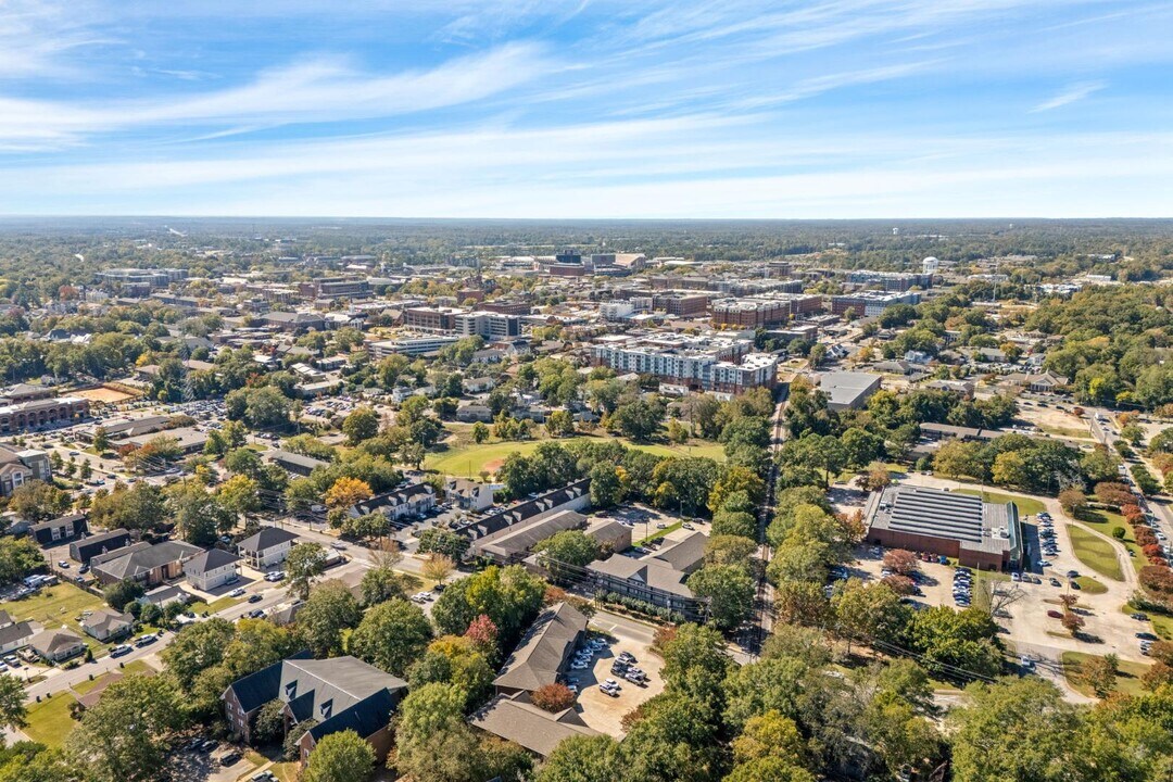 324 N Ross St in Auburn, AL - Building Photo