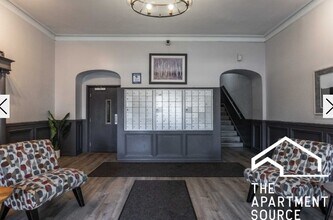 739 W Belmont Ave, Unit 1 in Chicago, IL - Foto de edificio - Building Photo