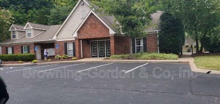 6820 Hwy 70 S in Nashville, TN - Building Photo - Building Photo