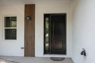 618 N Duss St in New Smyrna Beach, FL - Building Photo - Building Photo