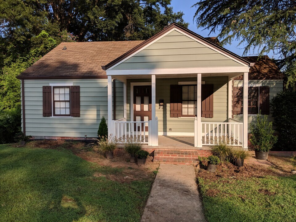 1111 Watauga St in Raleigh, NC - Building Photo