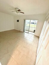 128 Canterbury F in West Palm Beach, FL - Building Photo - Building Photo