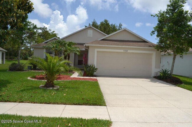 property at 2542 Ventura Cir