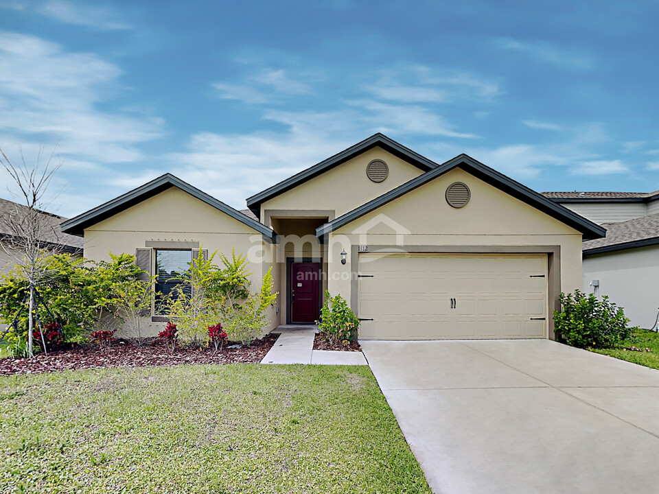 1112 Brenton Leaf Dr in Ruskin, FL - Building Photo