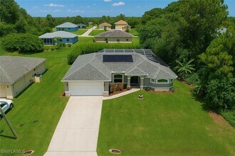 549 Flamingo Ave S in Lehigh Acres, FL - Building Photo - Building Photo