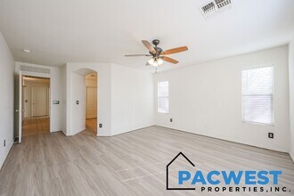 226 S 126th Ave in Avondale, AZ - Building Photo - Building Photo