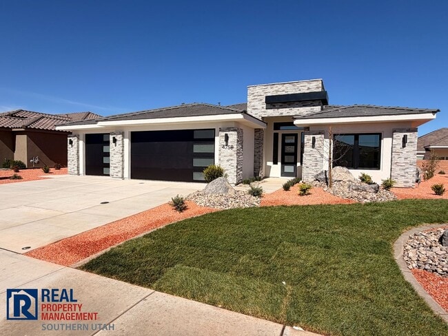 4758 W 3080 S in Hurricane, UT - Building Photo - Building Photo