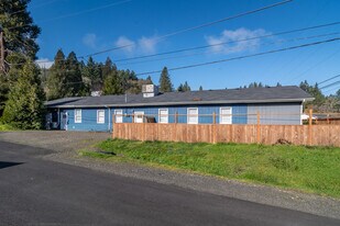 510 Geary Dr in Canyonville, OR - Building Photo