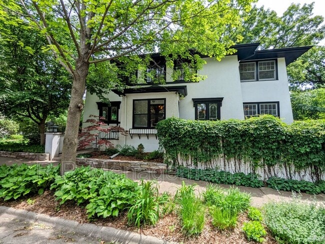 property at 4900 Emerson Ave S