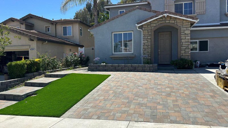39391 Tiburon Dr in Murrieta, CA - Building Photo
