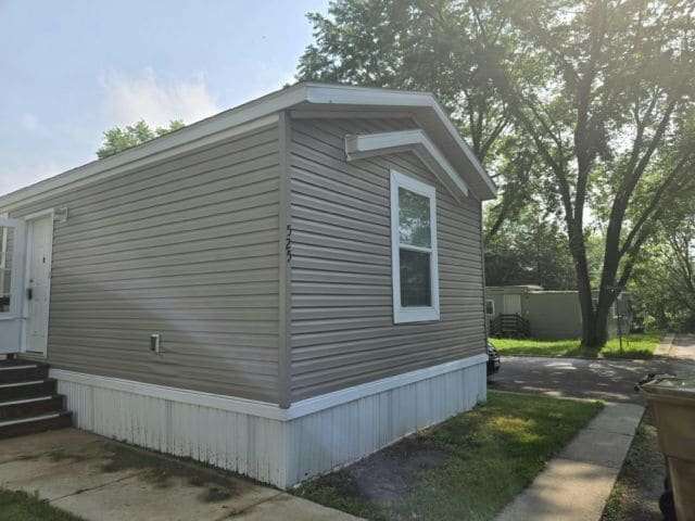 property at 525 Waxwing Ln