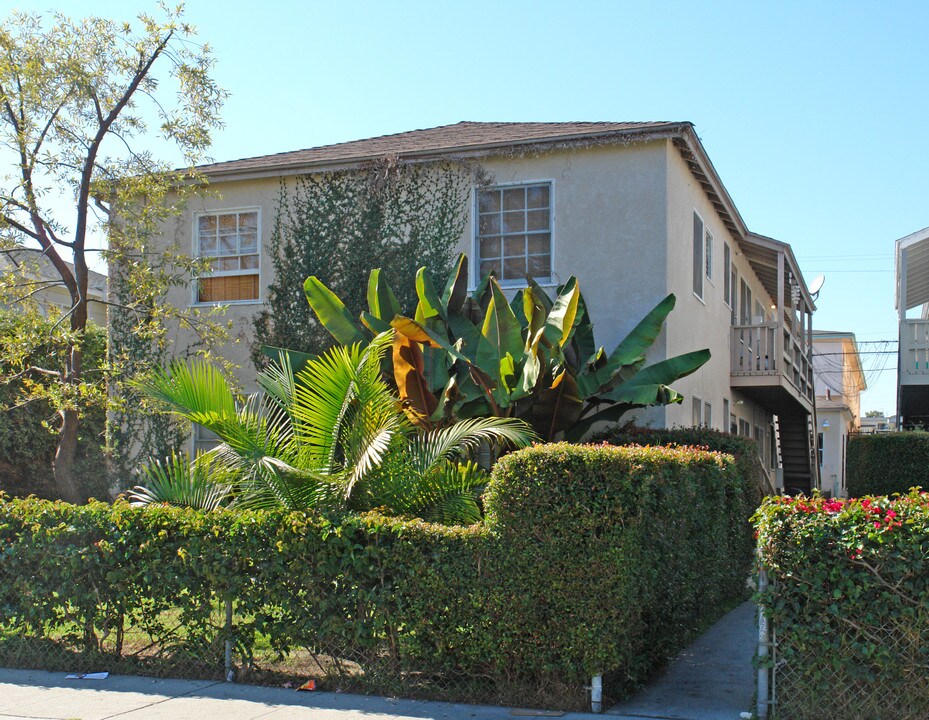 2015 S Sherbourne Dr in Los Angeles, CA - Foto de edificio