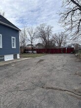 8857 Charlevoix St in Detroit, MI - Foto de edificio - Building Photo