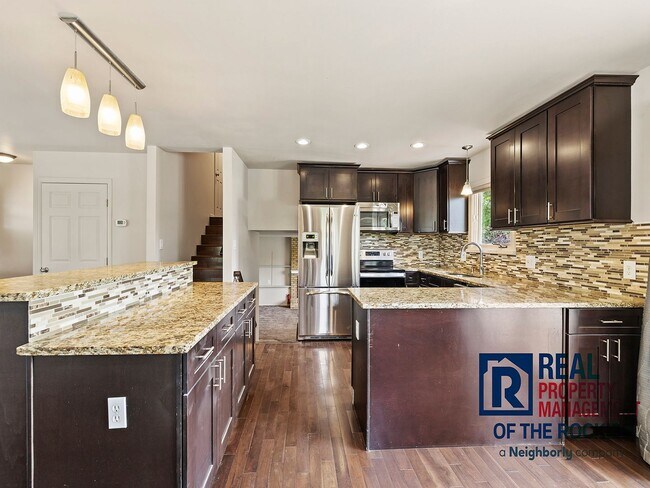 property at 1872 Marlborough Ct