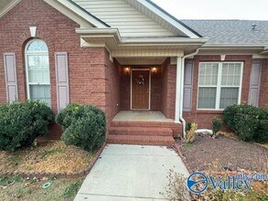 738 Wess Taylor Rd in Huntsville, AL - Building Photo - Building Photo